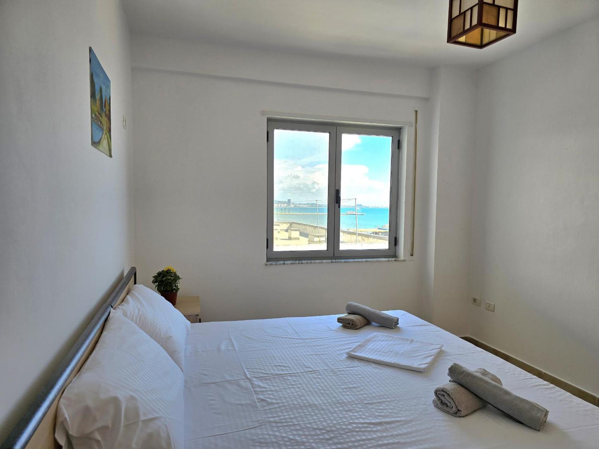Sea View Apartments In Durrës Esterno foto